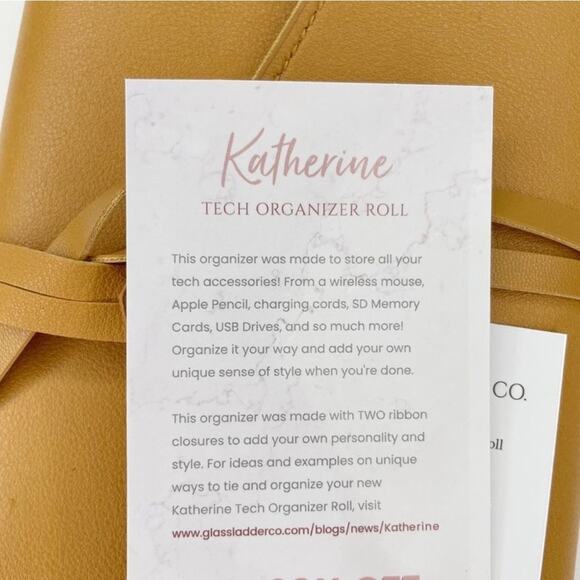 NEW Glass Ladder & Co Katherine Tech Organizer Travel Roll Vegan Leather - Picture 2 of 10